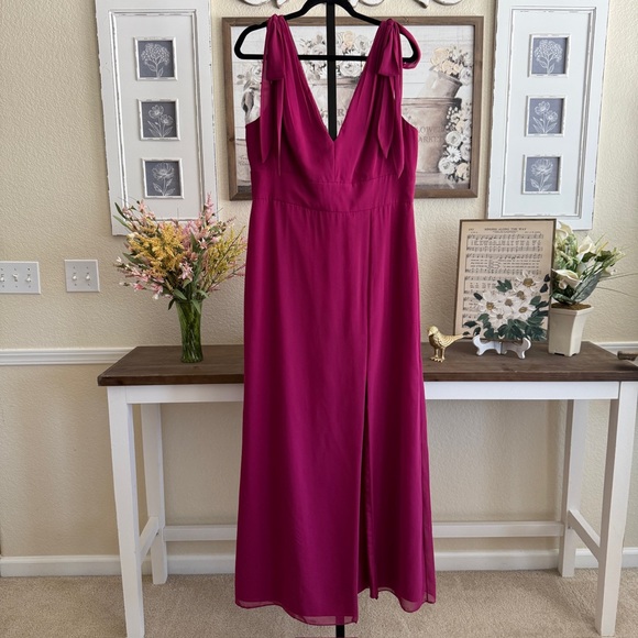 Floor Length Merlot Maxi Dress Size 16 Deep V Neck Formal Evening Gown Prom - Picture 1 of 13